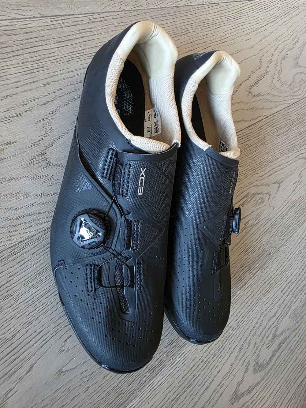 Shimano Black Men's Road Cycling Shoes with Dial Closure